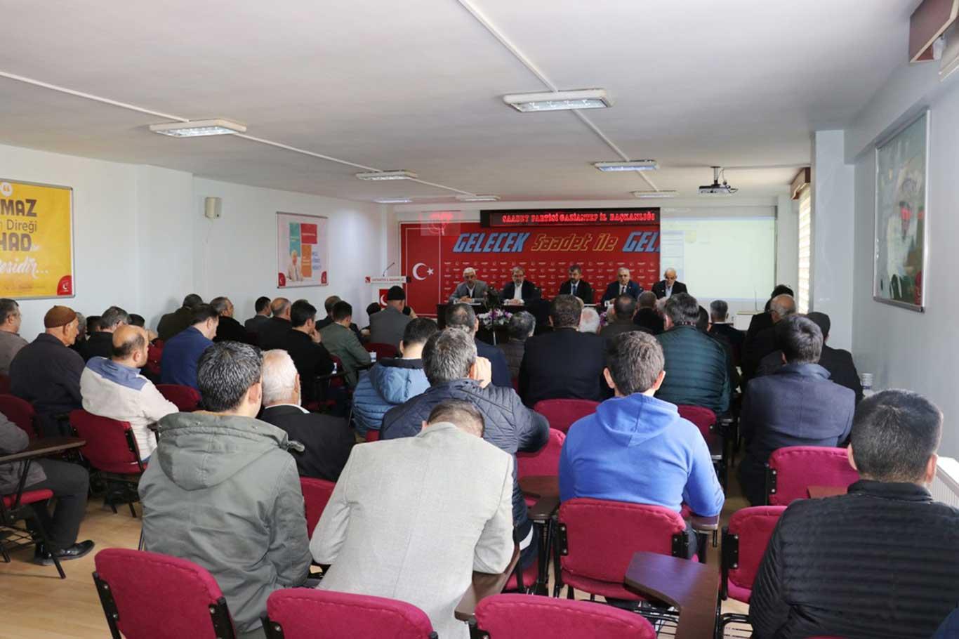 Saadet Partisi GİK Üyesi Muammer Bilgiç: "Aramıza emperyalistler girmemelidir" Saadet Partisi GİK Üyesi Muammer Bilgiç: "Aramıza emperyalistler girmemelidir"